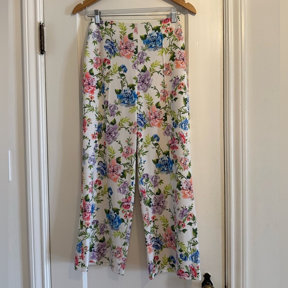Alice + Olivia Gardenia Lorinda Floral Crop Wide-Leg Pants Size 4 - Picture 3 of 4
